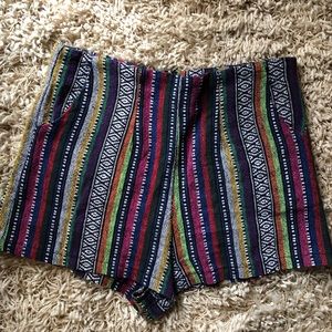 Multicolor high-waisted shorts